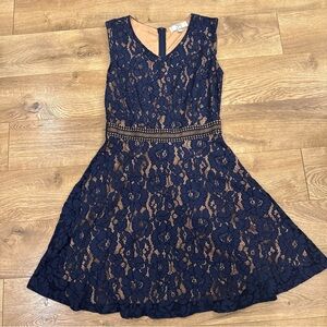 Miss May Retro & Blue Lace & Beige Lined A-line Dress | Size Small